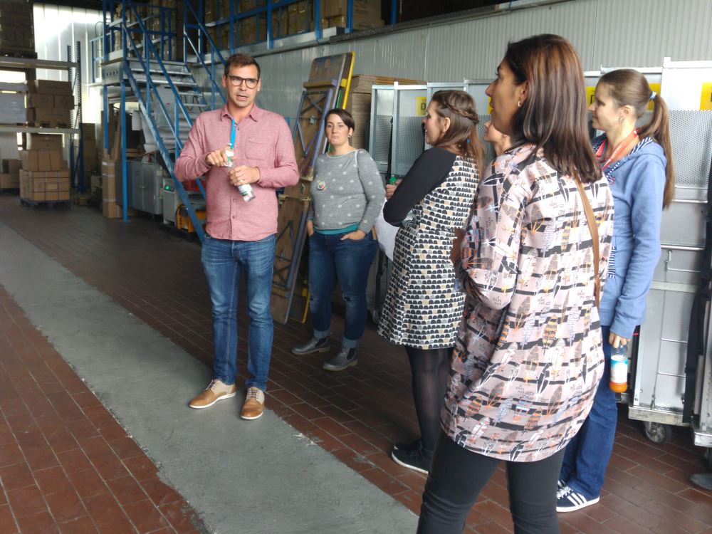 Ein Blick in eine der großen Lagerhallen