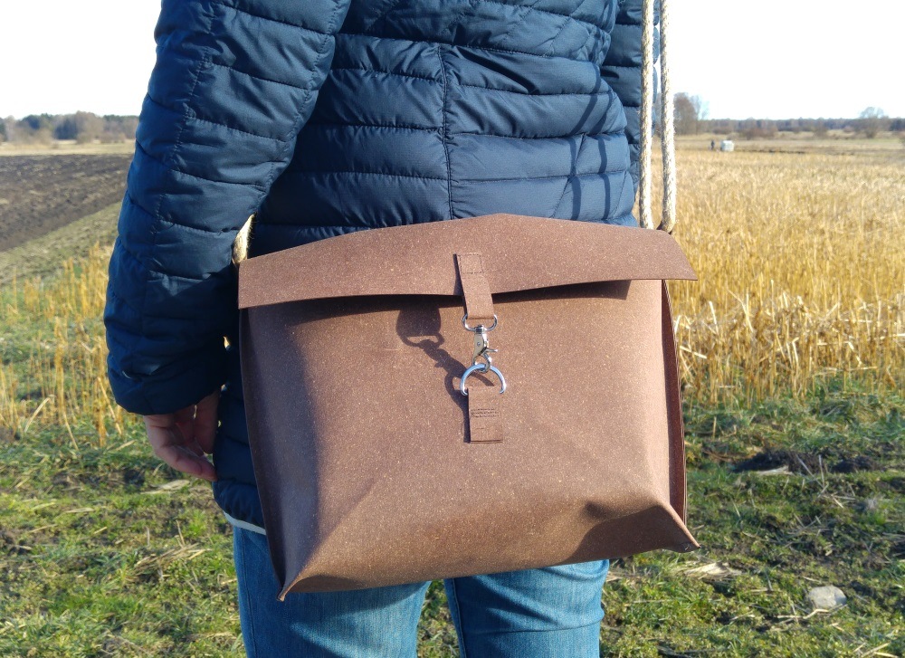 Naehanleitung kostenlos. ueberschlagtasche aus releda oder Leder made-in-minga.de