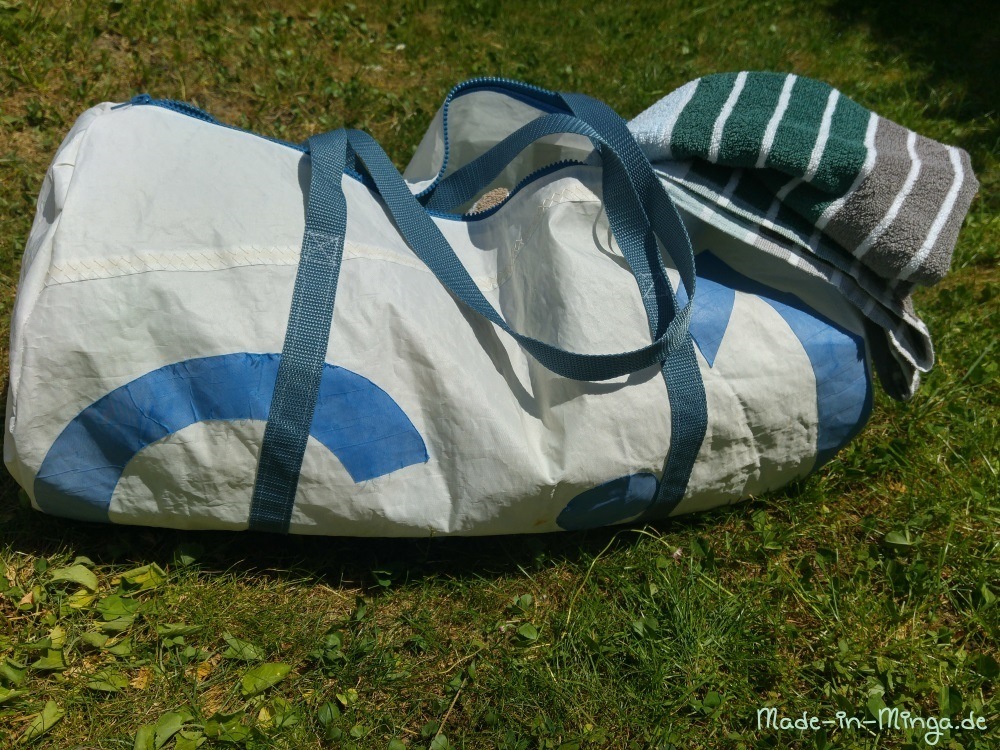 grosse Dufflebag als Sporttasche, mit Reißverschluß