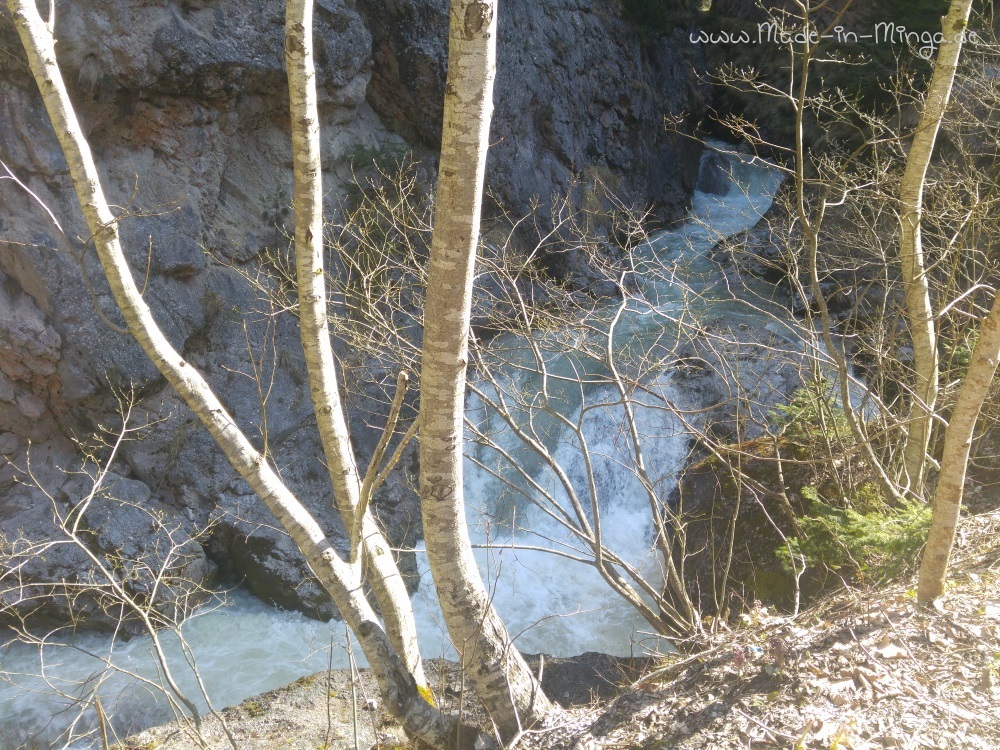 Kleine Wasserfälle in der Klamm
