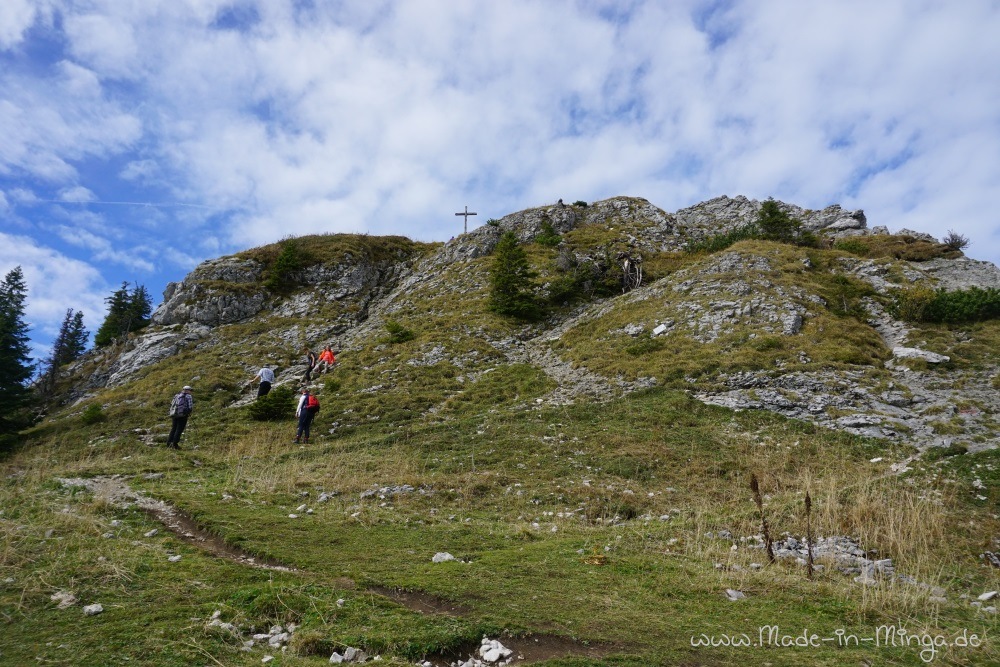 Erster Gipfel gleich hinter der Bergstation