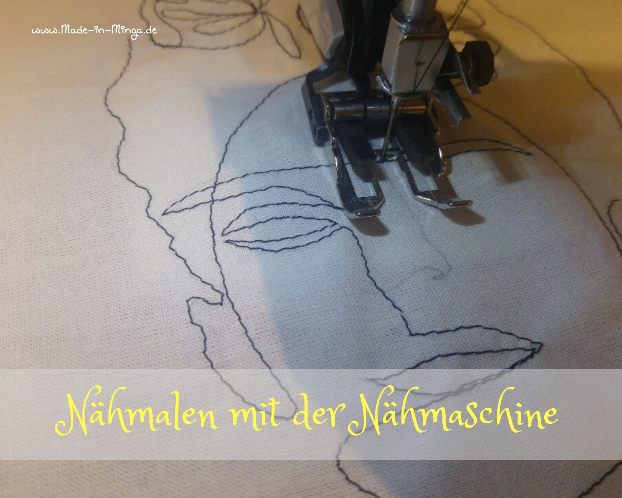 Motiv mit der Nähmaschine auf den Stoff malen