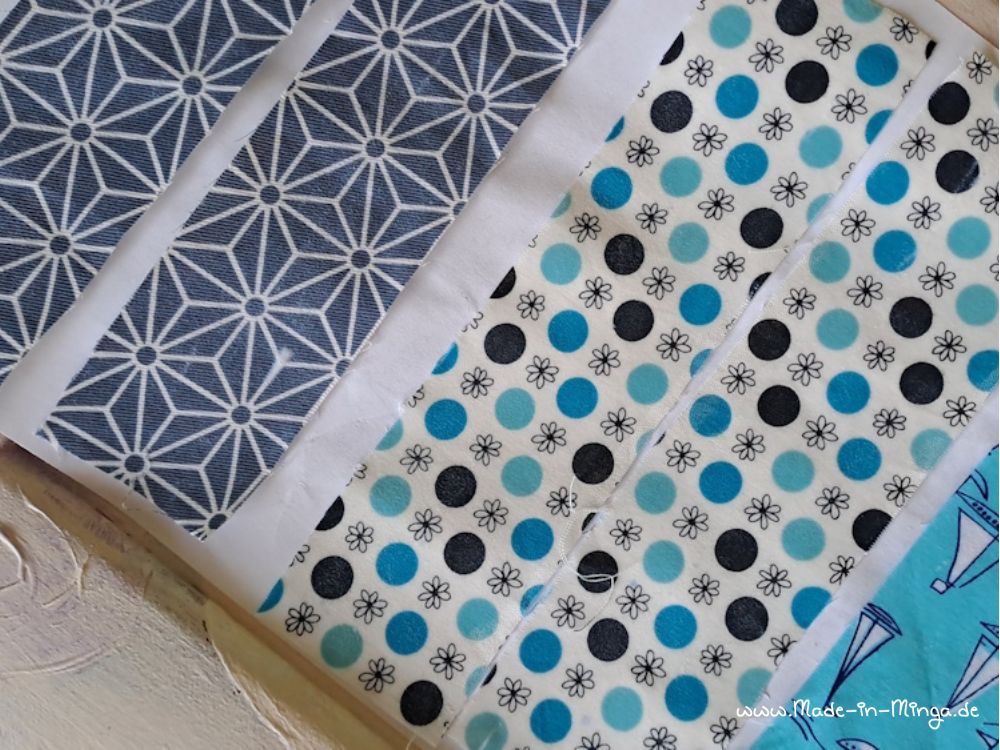 Lesezeichen aus Stoff trocknen aus